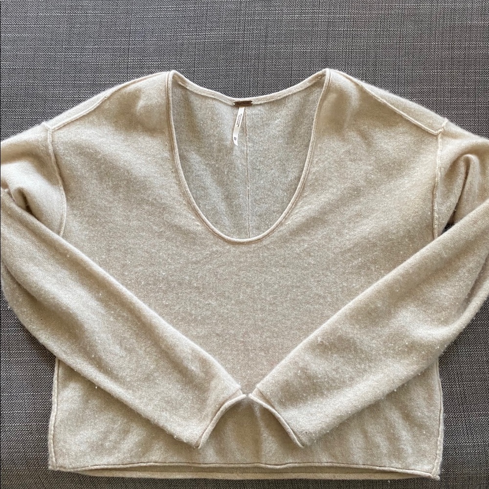 Free People cashmere sweater XS